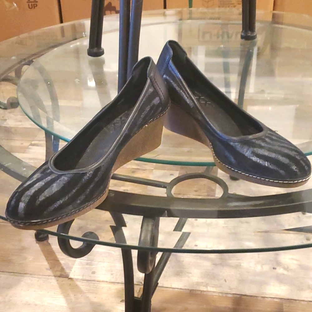 The FLEXX Black Zebra Wedge Comfort Heels Size 8